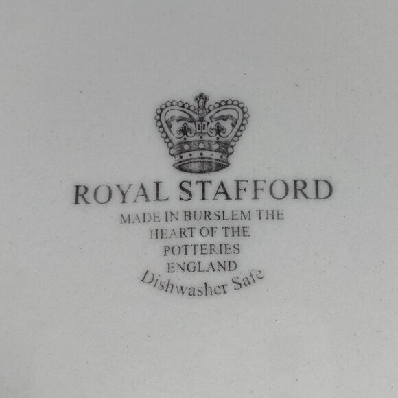 ROYAL STAFFORD Spring Flowers Dinner Plate - Flowers Into Center, Rim - Picture 5 of 5